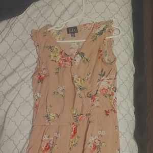 I'm selling a jumpsuit for little girls